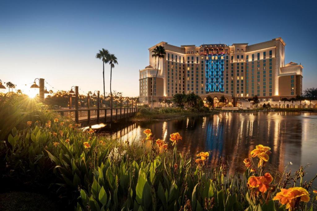 Disney'S Coronado Springs Resort Lake Buena Vista Exterior photo